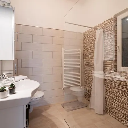 Апартаменты Szentkiralyi Apartman 2 Будапешт