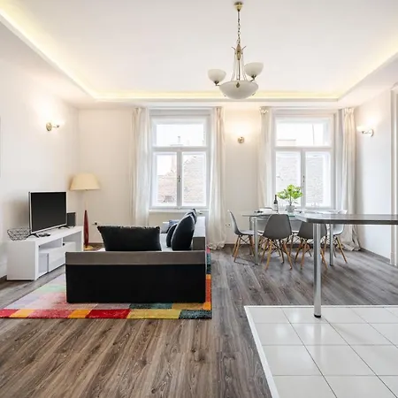 Szentkiralyi Apartman 2 Lägenhet *